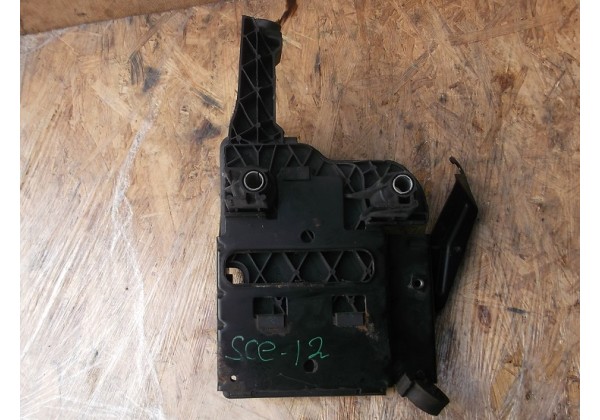 Ящик акумуляторної батареї Renault Scenic, Megane, 99-03, 8200036494, 8200071437